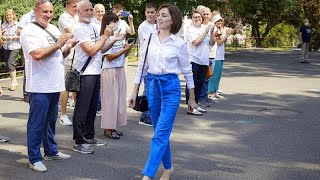 A Nyugat-barát elnök pártja nyerte a választásokat Moldovában