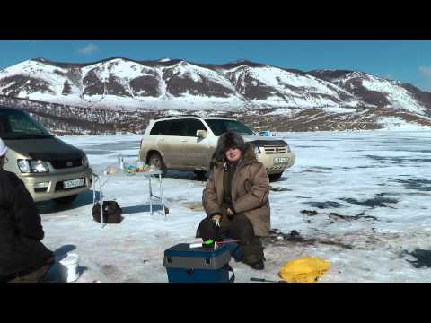 Зимняя рыбалка на Байкале в марте 2013 года.