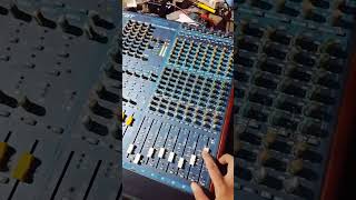 servis mixer audio rusak parah