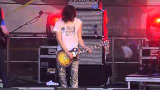 The Strokes - New York City Cops (Live at Bonnaroo)