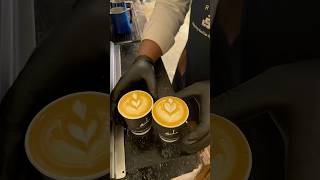 Flat white coffee #shortvideo #latteart #coffee #barista #espressolover #flatwhitecoffee #fyp