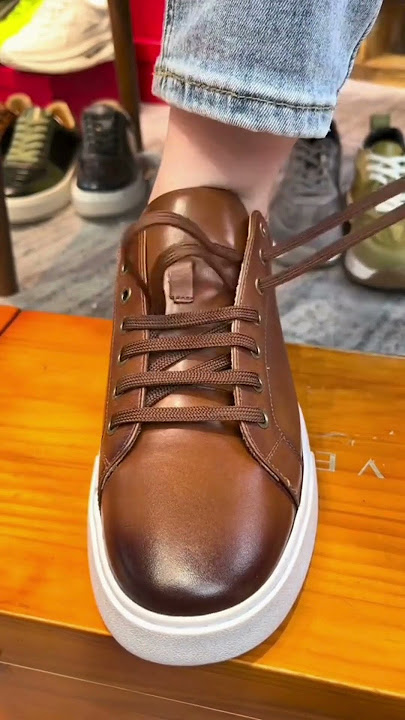 The Perfect Way to Lace Leather Sneakers #footcomfort #lacing #leathershoes #lacinghacks #shoelaces