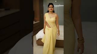 Saree Navel Thopulu Queen