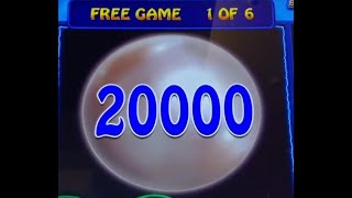 YES YES YES! More of those massive pearls please! Lightning Link Magic Pearl $125 a spin bonus!