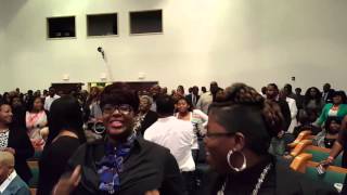 Video thumbnail of "Tim Rogers & The Fellas (Featuring Lisa Knowles) - I Love To Praise Him"