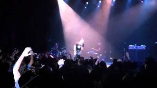 Video thumbnail of "Live - Lightning Crashes - Vivo Rio.mov"