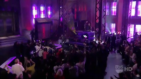 Thumbnail of David Guetta - Sexy Bitch [Live At Lopez Tonight](HD)