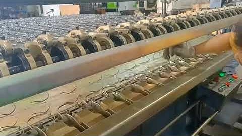 Semi-auto mattress bonnell spring assembly making machine
