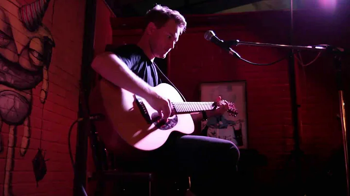 Matt Waring - 'She Says' @ The Moon*