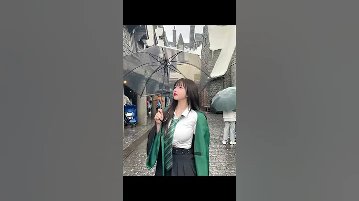我走到霍格沃茨門口，揮揮手向鄧布利多告別，他拿著魔杖對我說「一萬皆空」#哈利波特 #北京環球影城 #環球影城 #fyp#Shorts - 天天要聞