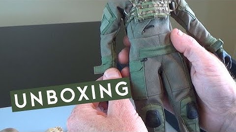 Unboxing the 1/6 scale Easy & Simple CBRN Assault Team action figure