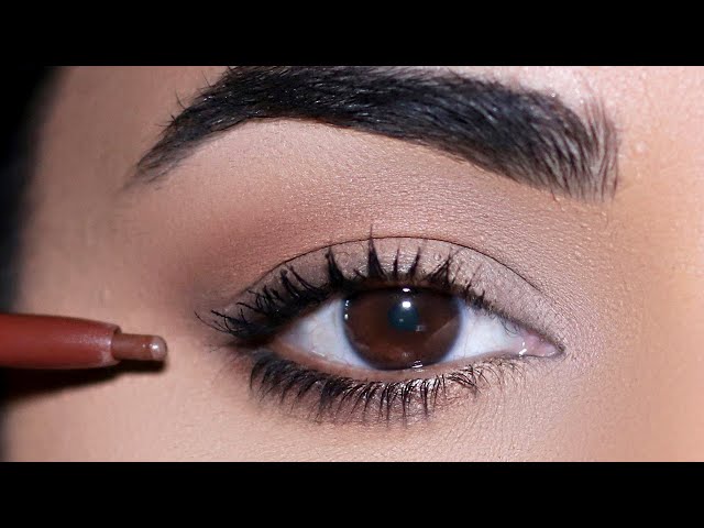 How to: BEGINNER EVERYDAY SMOKEY EYES MAKEUP TUTORIAL | Blend With Fingers