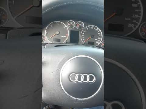 гудит ГУР при повороте руля на холостых Audi A6 C5