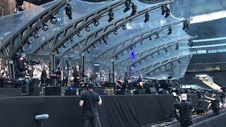 Video thumbnail of "Standing In The Rain    Jeff Lynne's ELO   Wembley 2017  *LIVE* FRONT ROW  *4K HD*"