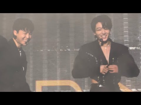 220408 Teasing Jungkook about buttons -  BTS Fancam Permission to Dance PTD On Stage Live Concert