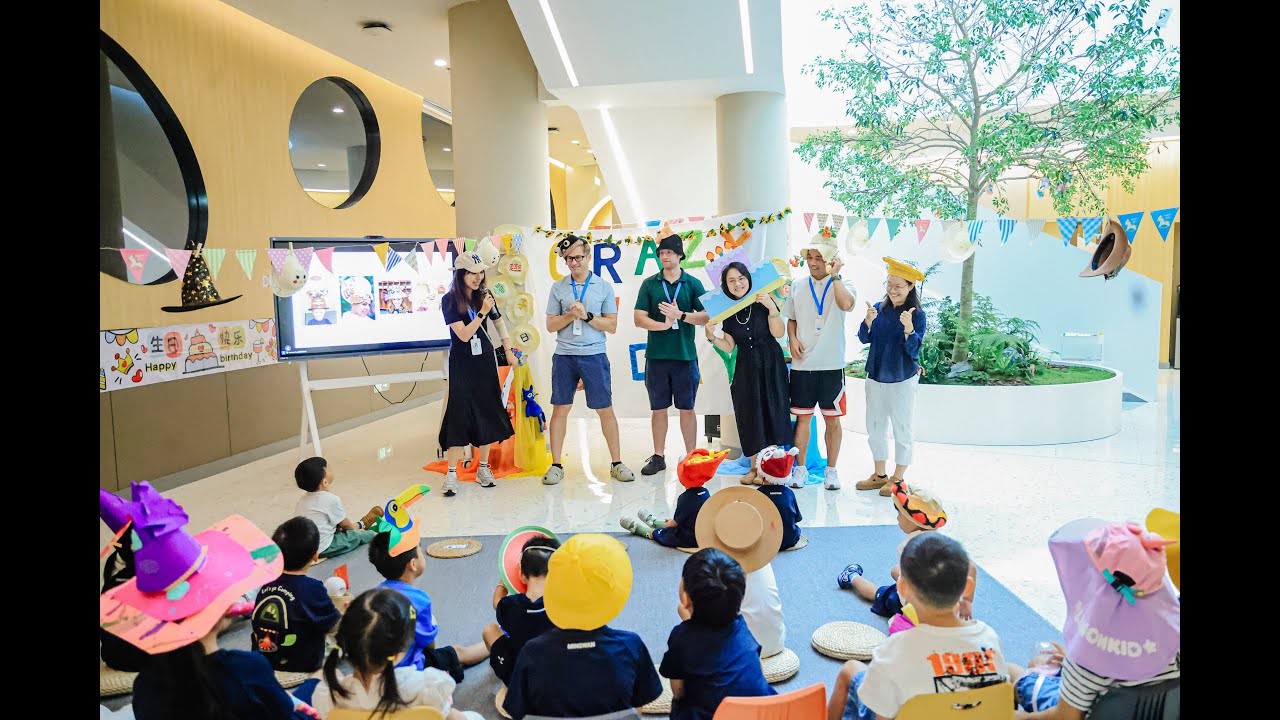 Shenzhen Mingwan Kindergarten - Crazy Hat Day