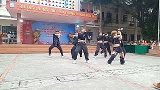 [VPOP IN SCHOOL] GÁI ĐỘC THÂN & SIREN (TLINH) DANCE BY S.I.C | TRẠM 52