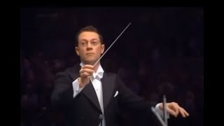 John Wilson conducts "Oklahoma!" Overture & Two Vocal Numbers