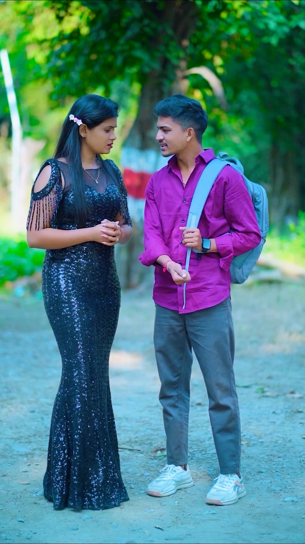 Jo maa ke gahne bech skta h kl ko mujhe bhi bech skta h