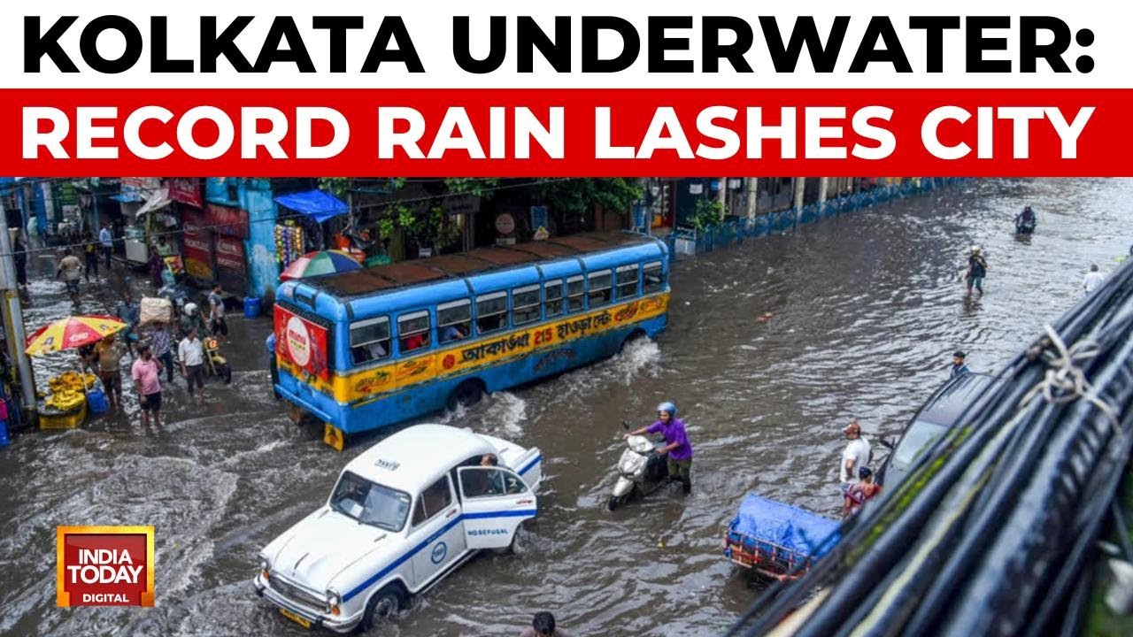 Kolkata Flooded Ahead of Pujo: 5 Dead, City Life Paralysed by Record Rain | India Today News