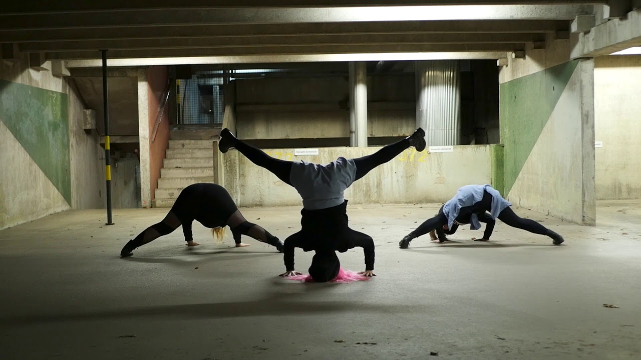 Yuh Zimme & Bloodclaute Song Dancehall Dancing by Unleash Crew