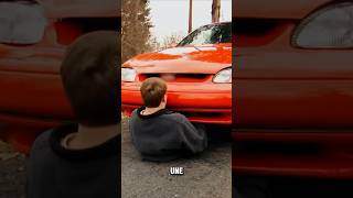 En Couple Avec Sa Voiture, Il Vit Le Parfait Amour