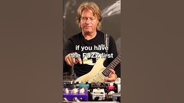 WAH before FUZZ?  #bluguitar #guitar #thomasblug #guitartips #fuzzpedals #wahwah #like #follow #amp1