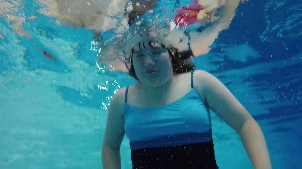 Deep end swim at Commonwealth Pool