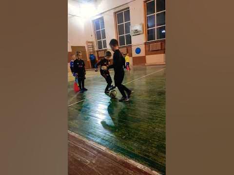 Футбол. Тренування - YouTube