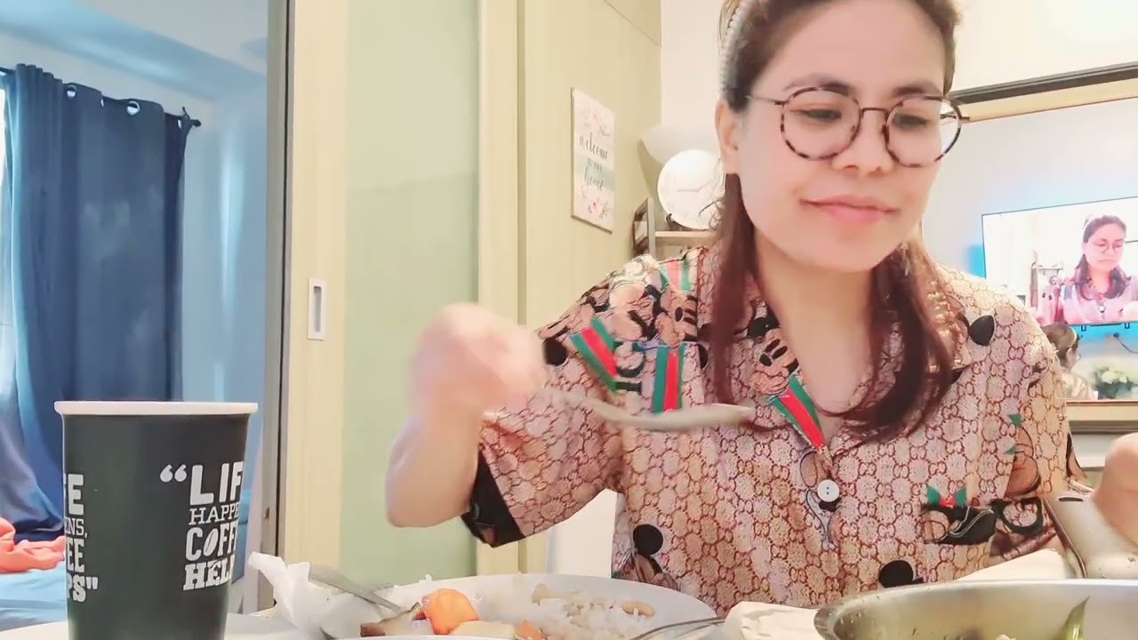 Cooking Mushroom in an Oyster Sauce and Enjoyed Eating 