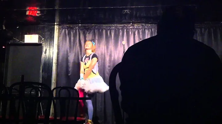 Shawna Whitlock Dancing at the Comedy Store