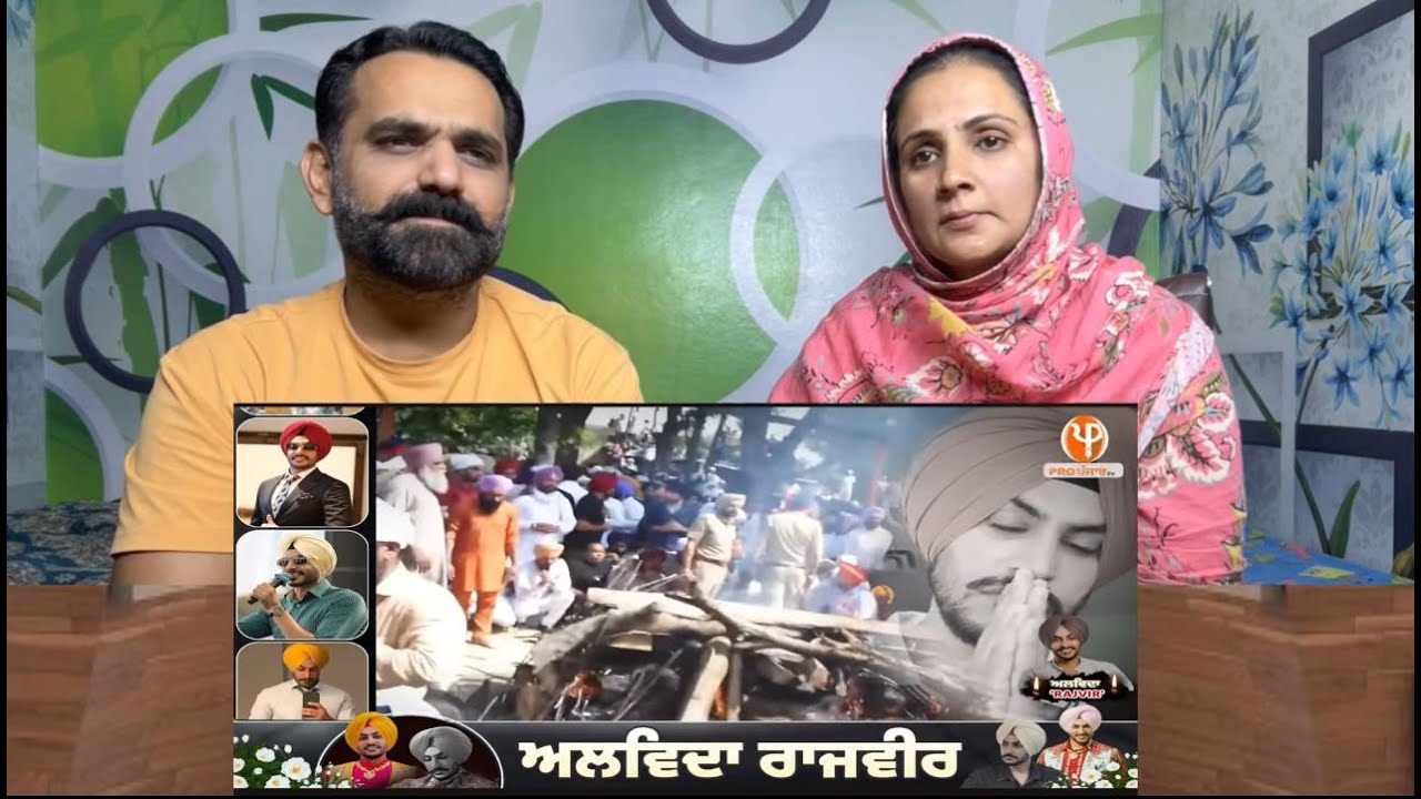 Мать Раджвира Джаванды, Эмми, и Кулвиндер Билла не могли сдержать слез, обнимая Эмми Вирк.