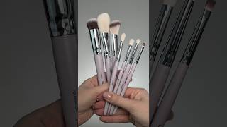 Обзор набора кистей для макияжа Roubloff beauty https://www.roubloff.ru/catalog/makeupbrushes/m071/#