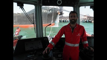 Towing connection, dando remolque, by Capt. DAVID TRILLO GALLEGO. Asd TUG MASTER.