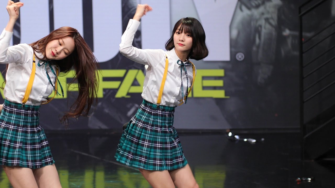 170122 상암 오마이걸(OH MY GIRL) - Windy Day 비니 직캠