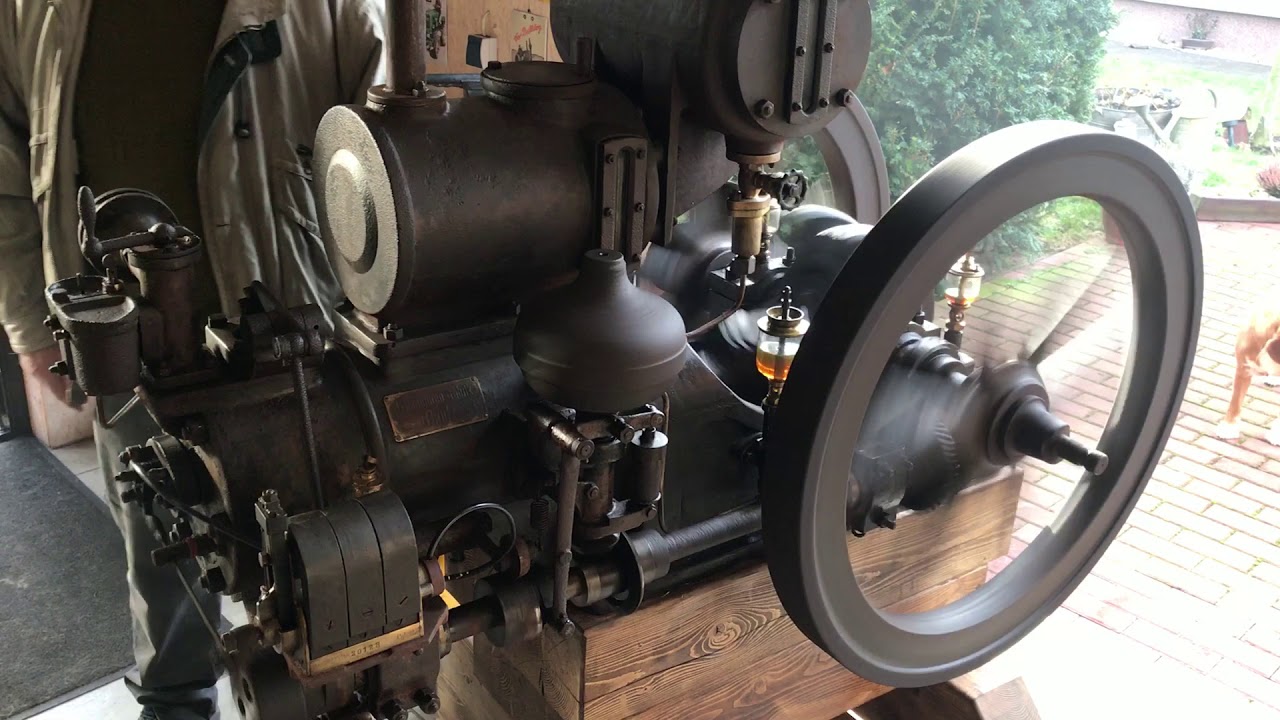 Deutz E12 first run - YouTube