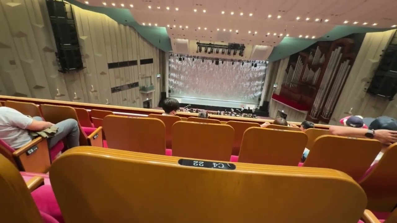 nhk ホール 座席 見え 方