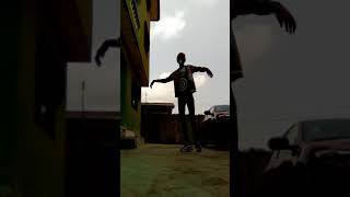 @PreshcoolTigre Dancing to @Lifeofcari - on Latrobe❤️🔥