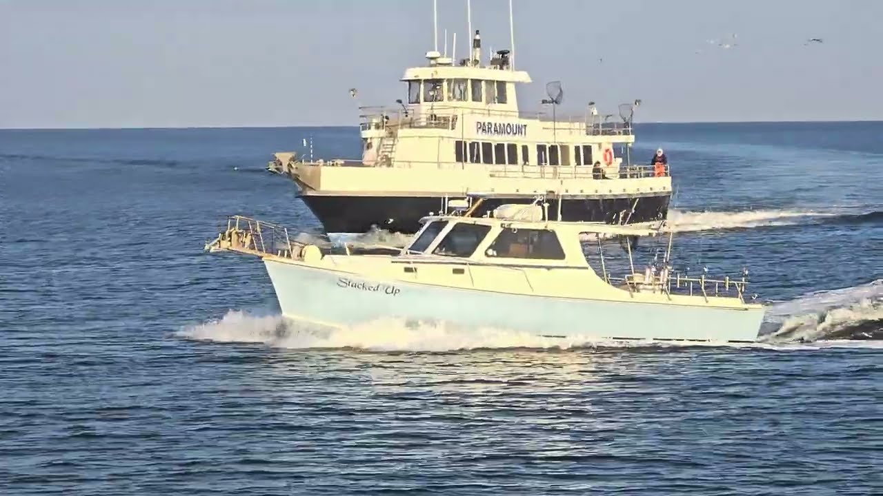 Stacked Up Fishing Boat & The Paramount Head Back Together In The Manasquan Inlet - 01/12/2025