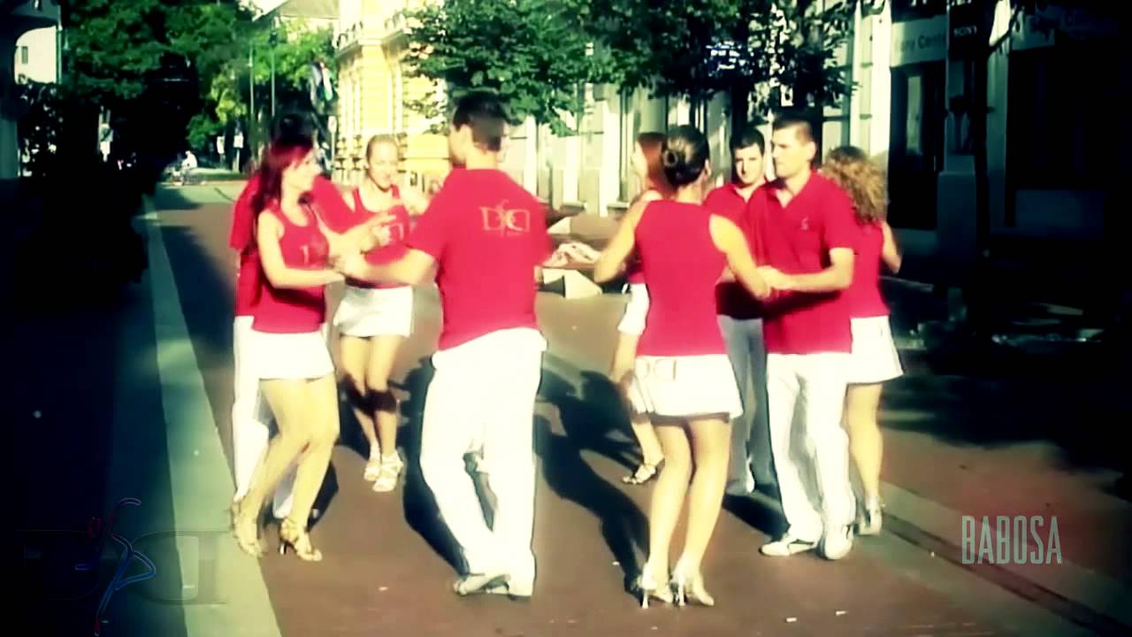 Babosa Salsa Rueda Dolce Dance - YouTube