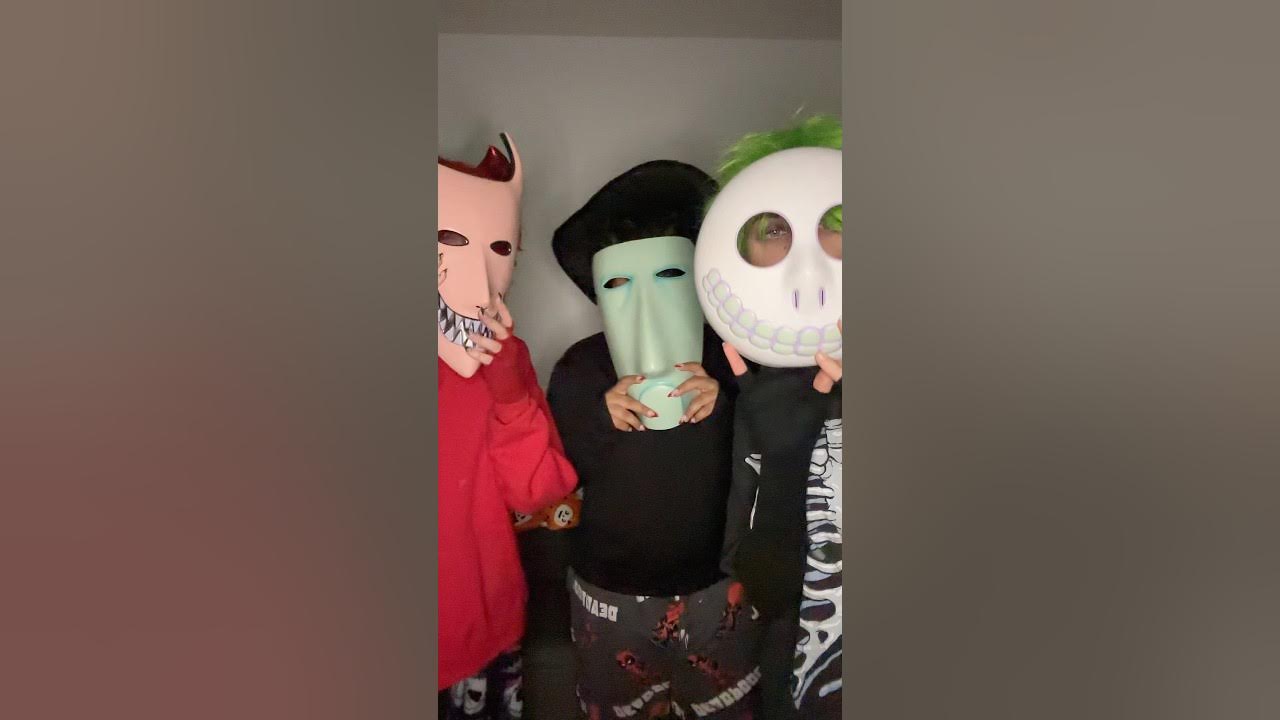 “We do our best to please him” [NBC Lock, Shock and Barrel Cosplays] 