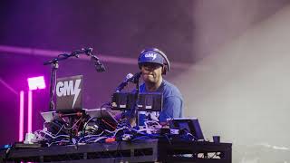 Download Lagu QMT Radio Pop Up w Grandmaster Flash MP3 Download Lagu QMT Radio Pop Up w Grandmaster Flash MP3