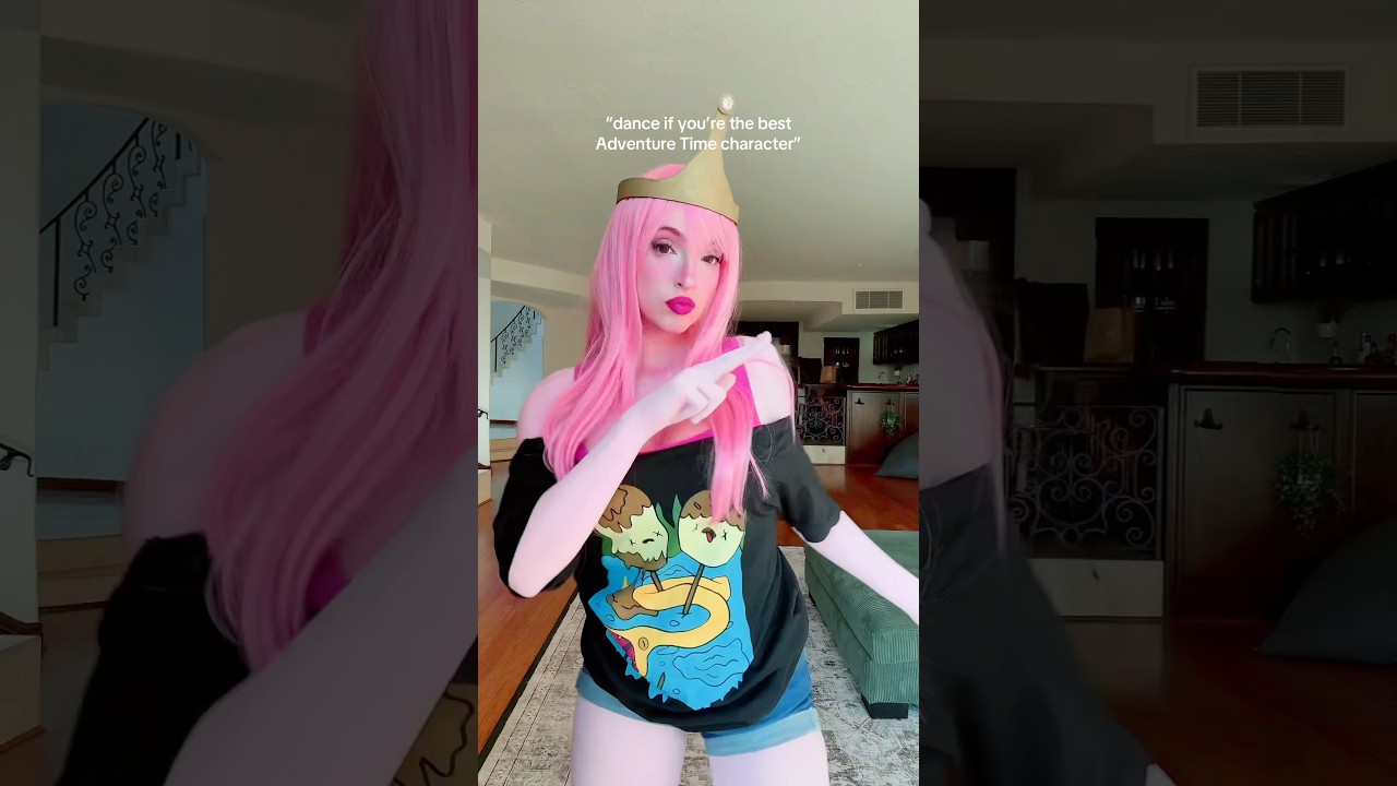 Princess Bubblegum: 💃 #adventuretime #cosplay #princessbubblegum