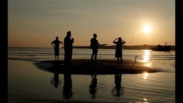 Iwan Fals - Dibawah tiang bendera (Cover by Lacuna project & Friends)