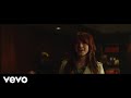 Jessie buckley  country girl from wild rose