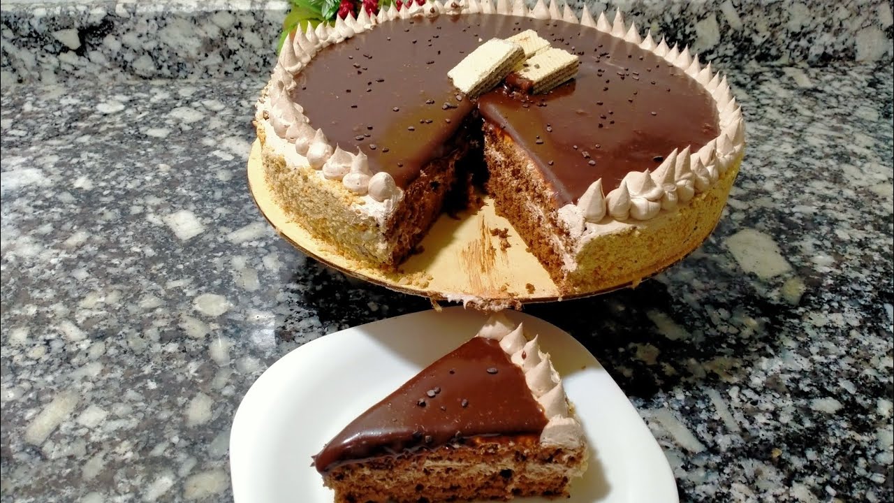 ولاتلي إدمان ❤️ أسهل و الذ كيكة ممكن تحضريها في وقت قياسي .. كلها شوكولاطة 🍫 بزاف بنينة 😍