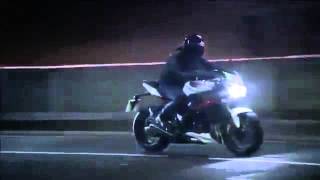 Fabrieksvideo TRIUMPH STREET TRIPLE 675