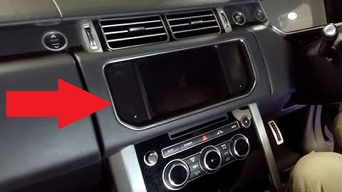 In this video we show you how to remove the radio / navigation screen from your Range Rover L405