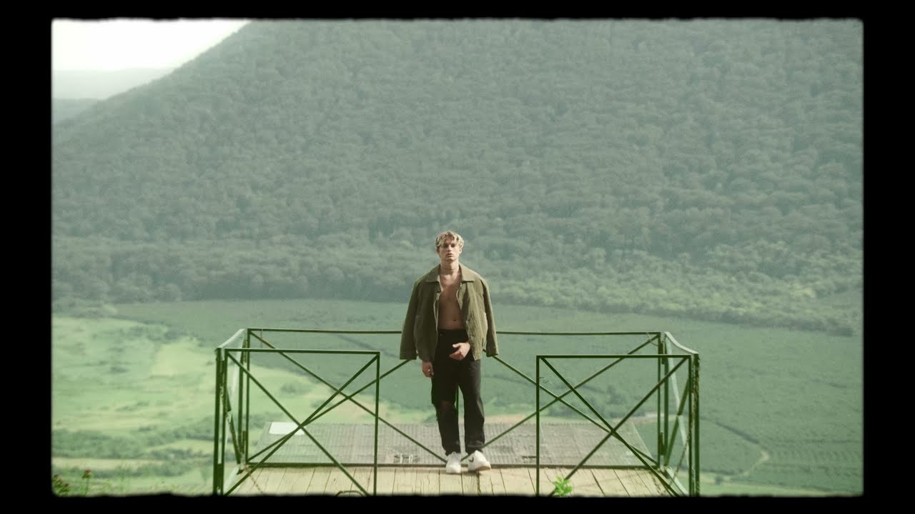 Watch Francesco Bertoli - Cosmo on YouTube Watch Francesco Bertoli - Cosmo on YouTube