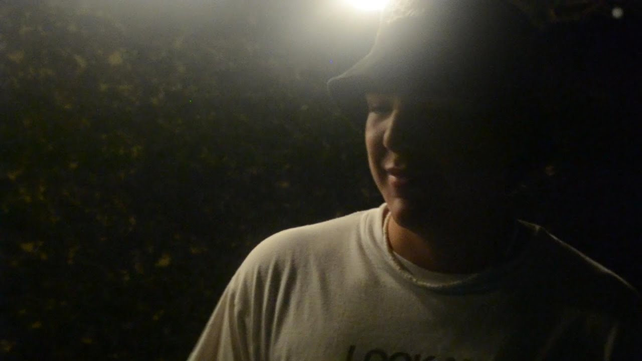 Thom - PRESENTE (Official Video) auf YouTube ansehen Thom - PRESENTE (Official Video) auf YouTube ansehen